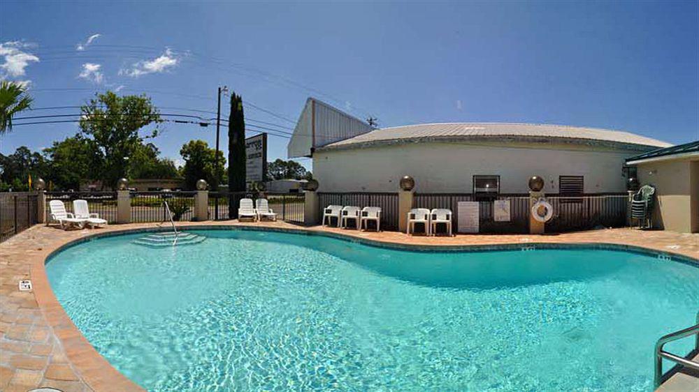 Days Inn By Wyndham Panama City/Callaway Exterior foto